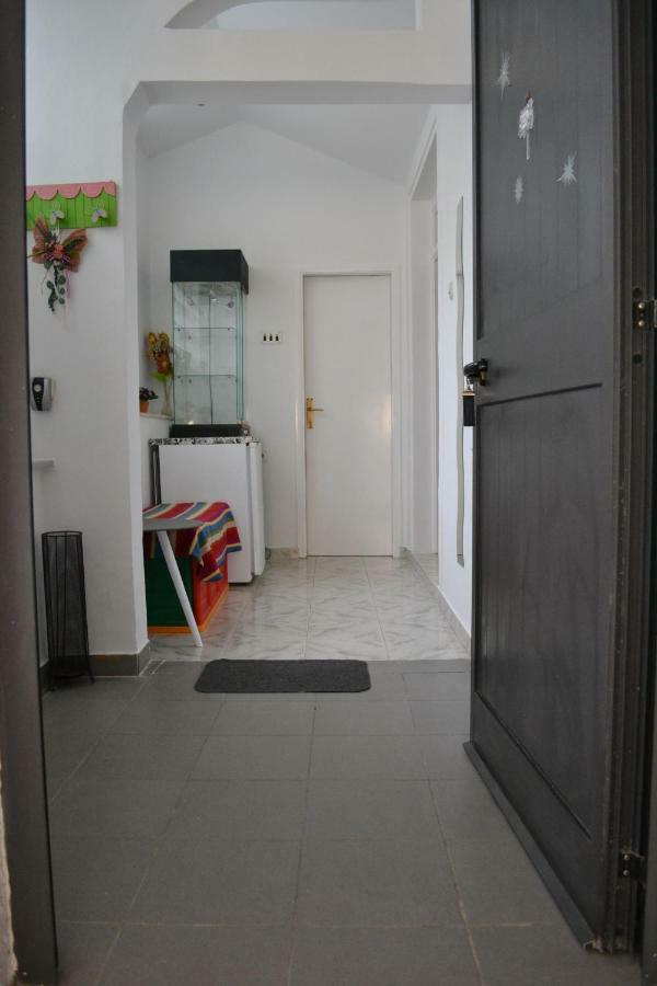 Alex Apartment Rijeka Bagian luar foto